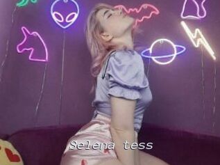 Selena_tess