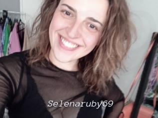 Selenaruby69