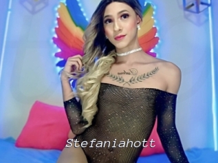 Stefaniahott