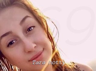 Tara_hotty
