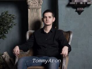 TommyAron Tel 69 Salopes