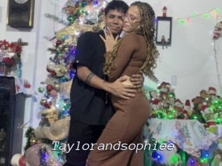 Taylorandsophiee