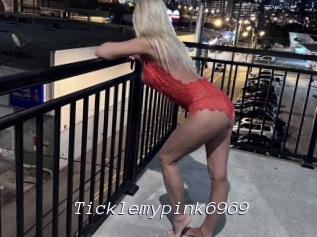 Ticklemypink6969