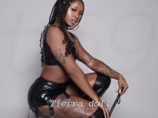 Tierra_doll