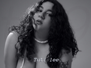 Tuti_lee