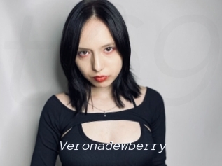 Veronadewberry