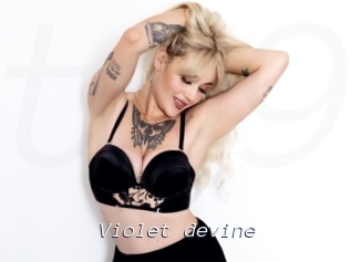 Violet_devine